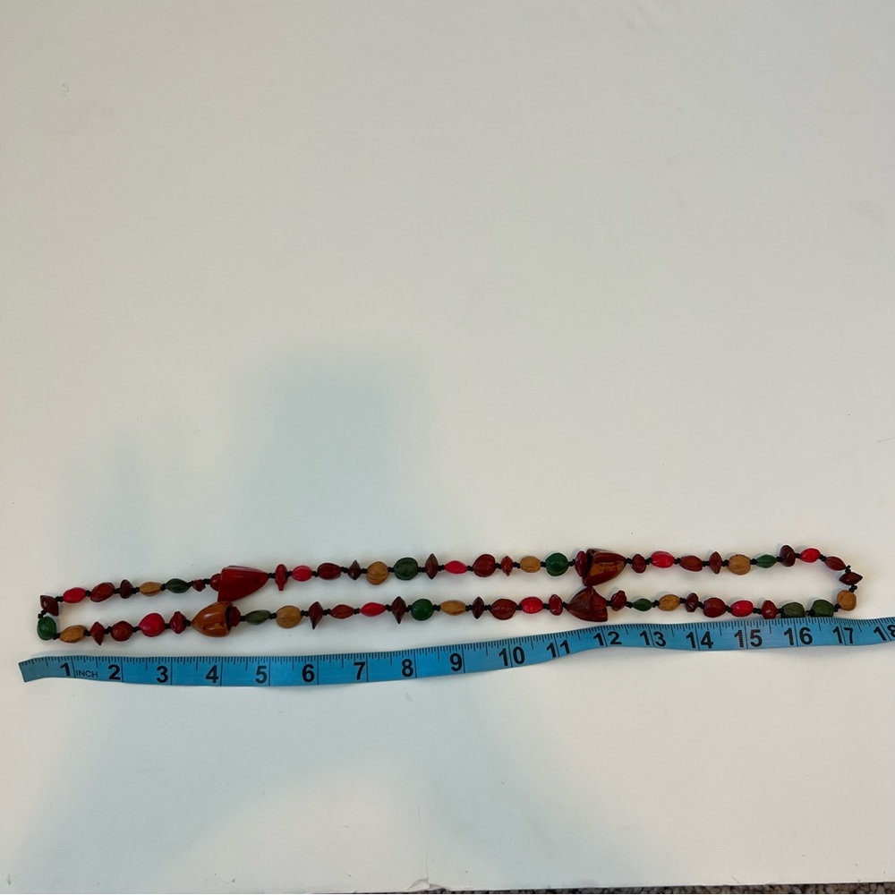Vintage Beaded Painted Fruit Pit Necklace - Picture 4 of 5